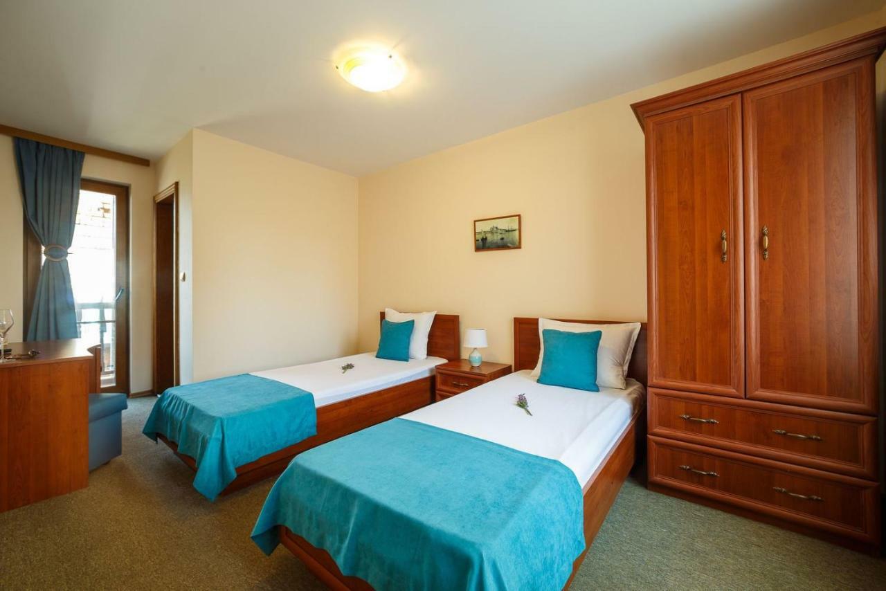 Hotel Albatros Old Town Sozopol Bagian luar foto